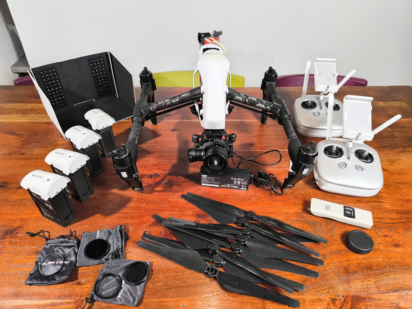 DJI INSPIRE 1 PRO V.2 01 (1).jpg